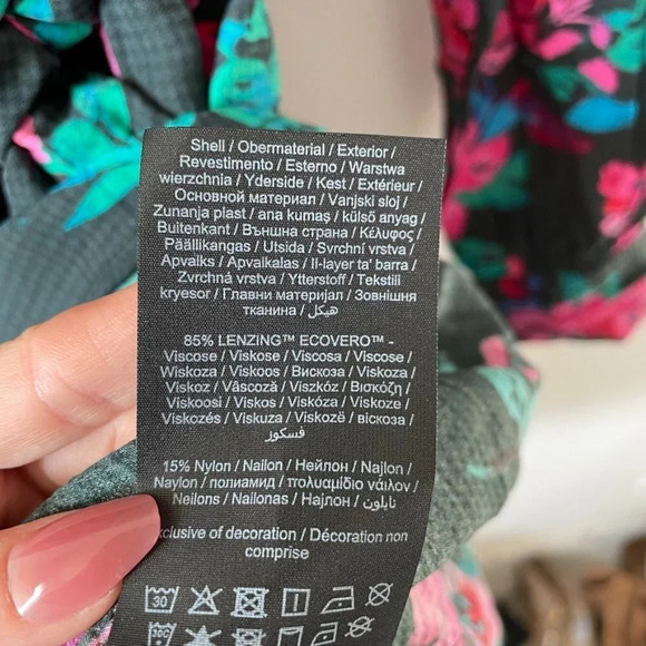 Yas Scura Floral Mini Tiered Hem Shirtdress Sz S - Picture 8 of 8